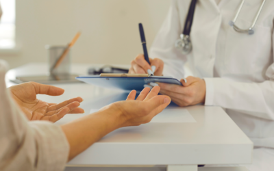¿En qué se diferencia un servicio de afiliación médica de los seguros tradicionales?
